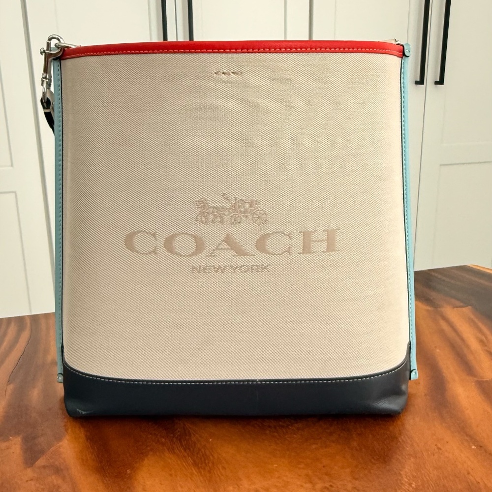 Coach | Mollie Bucket Bag | Colorblock - Picture 2 of 7